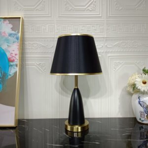Lampe de Table Chic en Métal Doré et Noir