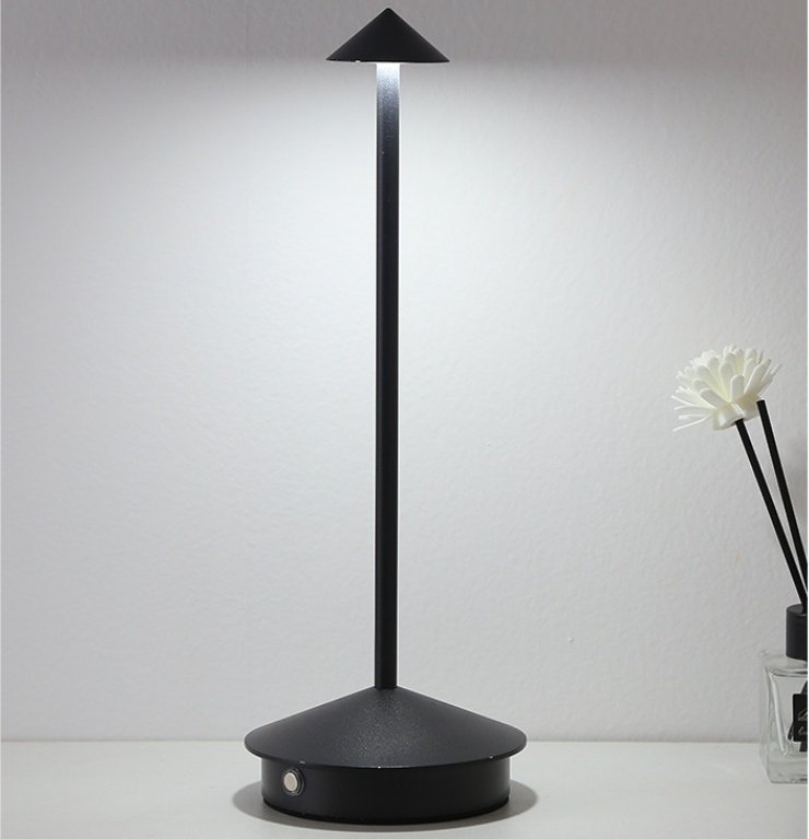 2fc71ba6-ffed-49e7-9b17-0397f8d5bd66_trans.jpeg Lampe de Table LED Minimaliste Luxe