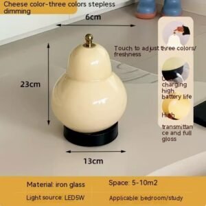 5e11c510-bd30-41d7-9aba-3bec5293439c.jpg Lampe de Table Poire Minimaliste en Verre