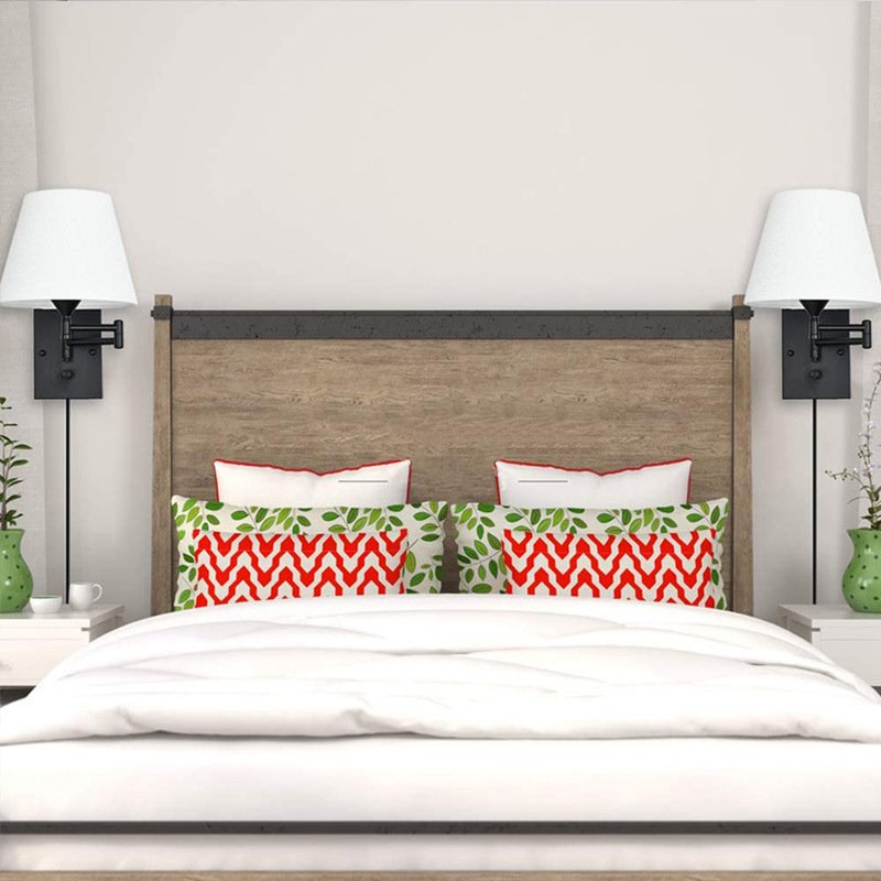 Applique Murale Épurée en Tissu et Métal Noir