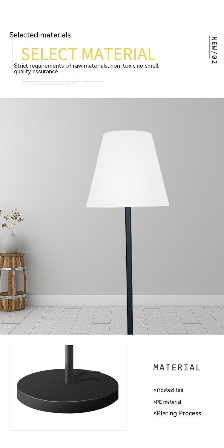 Élégant lampadaire LED minimaliste
