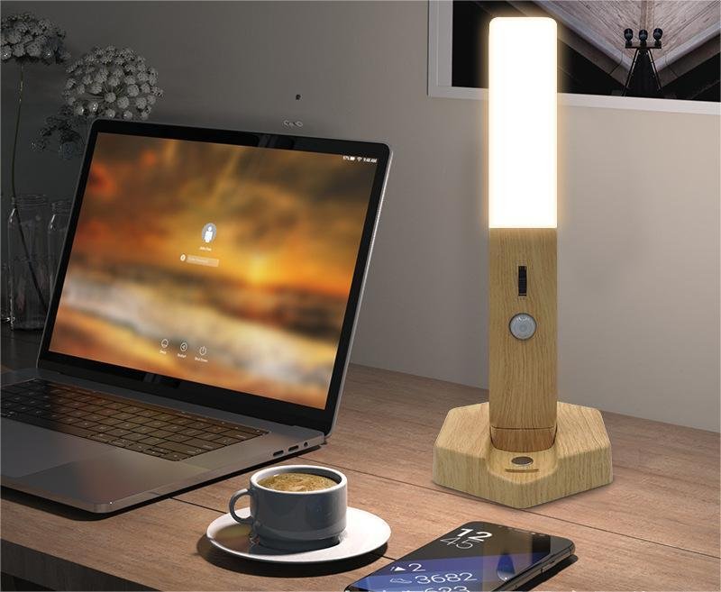 Lampe de chevet cylindrique en bois clair Scandinave