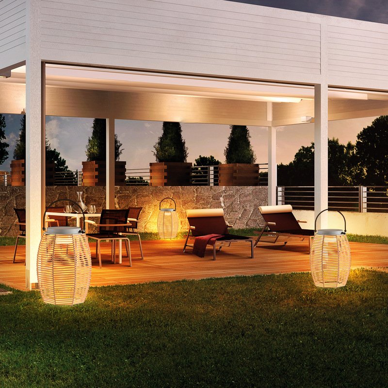 Lanterne Solaire Minimaliste en Acier Inoxydable