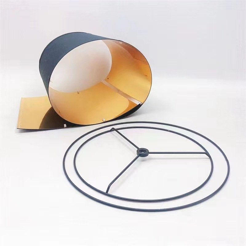 c0689197-ca66-4999-aff9-d31b62ee92e0.jpg Lampe de Table Colonne Vertébrale en Résine