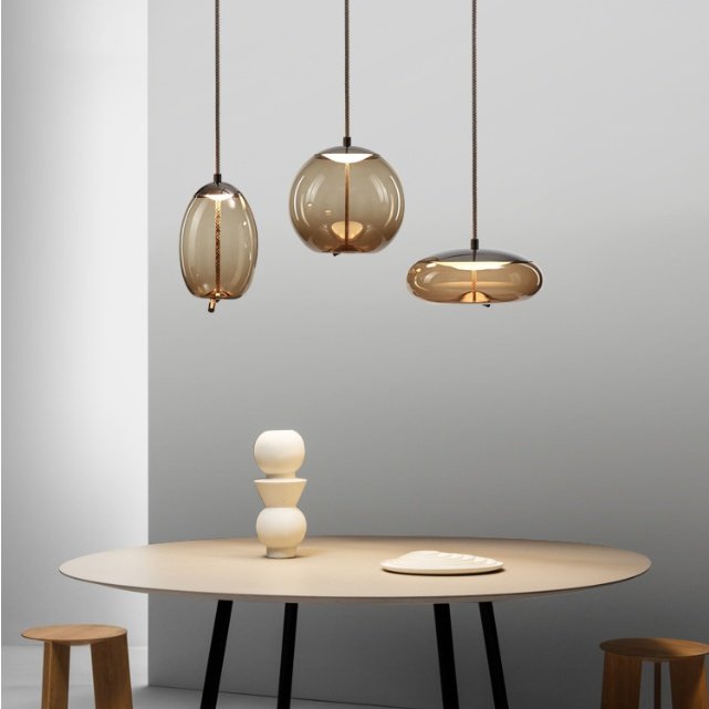 Suspension en Verre Ambre Minimaliste Élégante