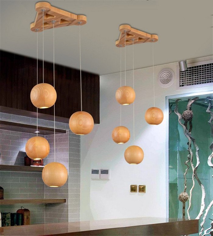 Suspension sphérique en bois scandinave avec veinure naturelle