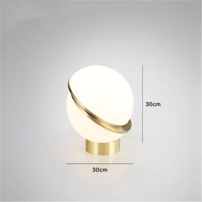 Suspension en Laiton Doré et Sphères de Verre Opalin