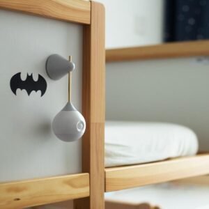 Applique Murale Solitaire en Bois de Noyer à Tige Dorée