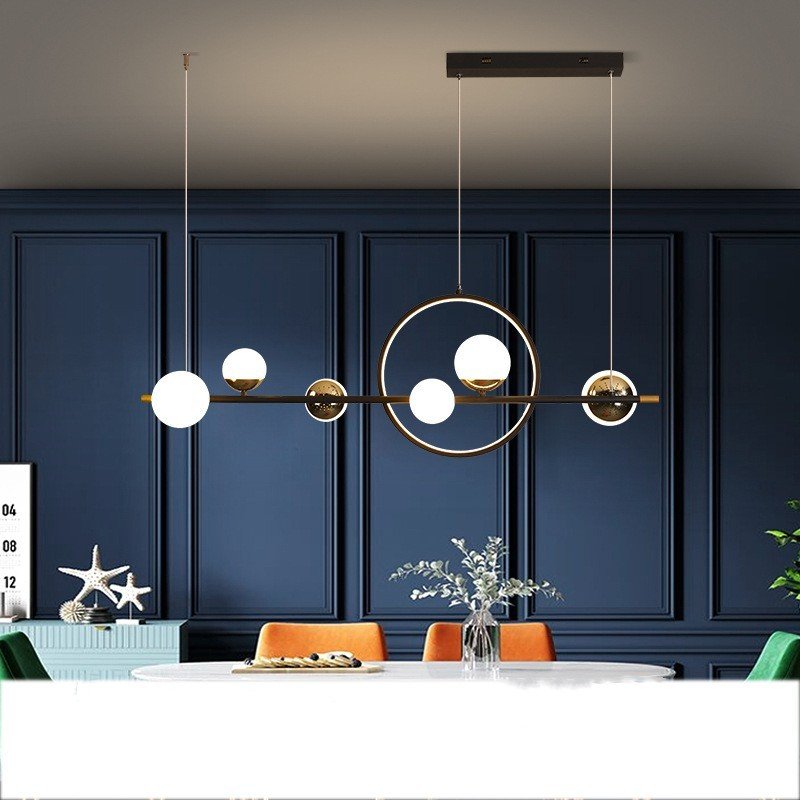 Suspension en Sphère de Verre Opalin et Anneau Artistique