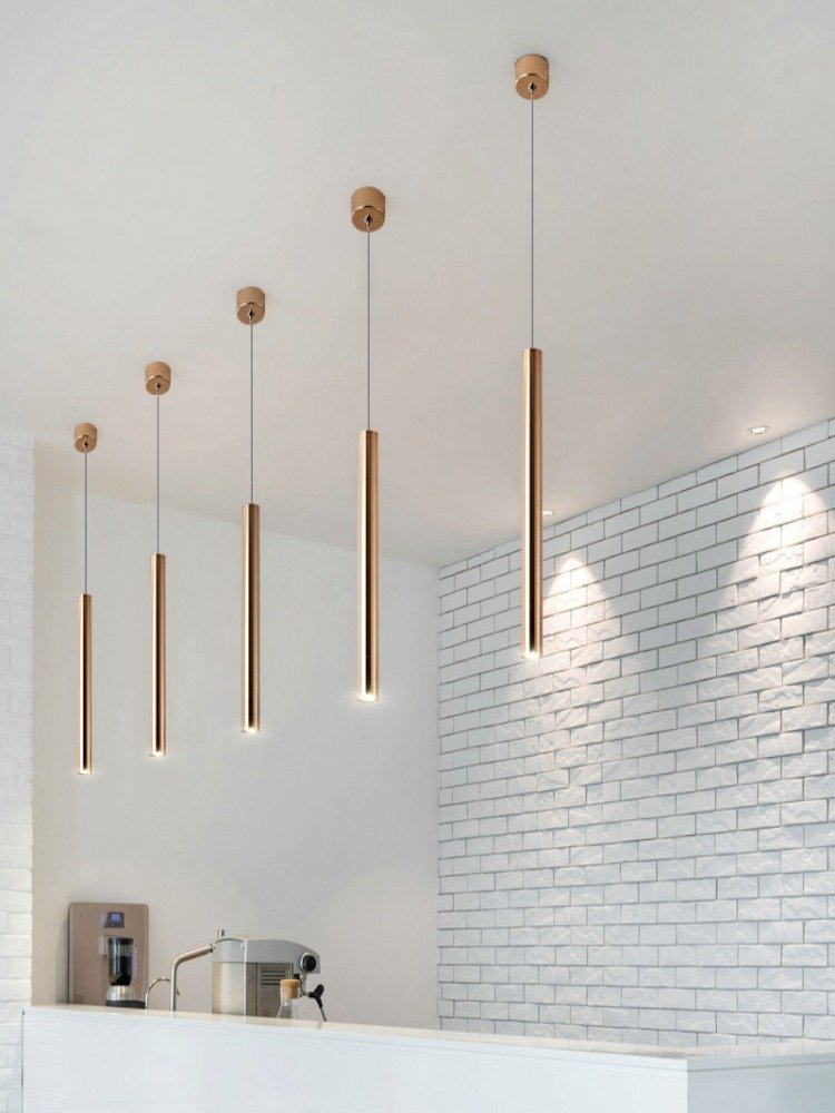 8d07f7a9-b650-4162-ae53-ed4e58e48c6e.jpg Suspension Cylindrique Laiton Élégant Réflecteur